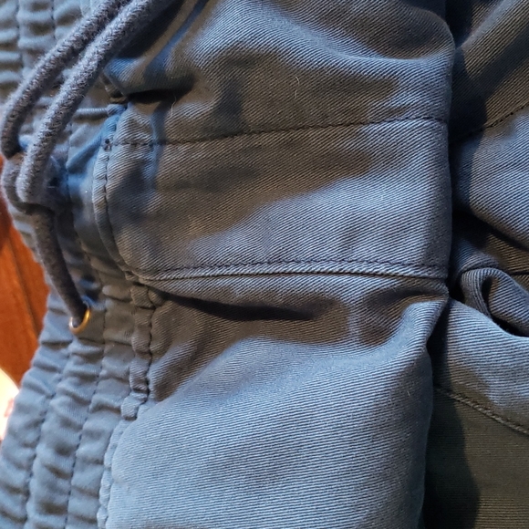 Aeropostale joggers. Size medium - Picture 4 of 4